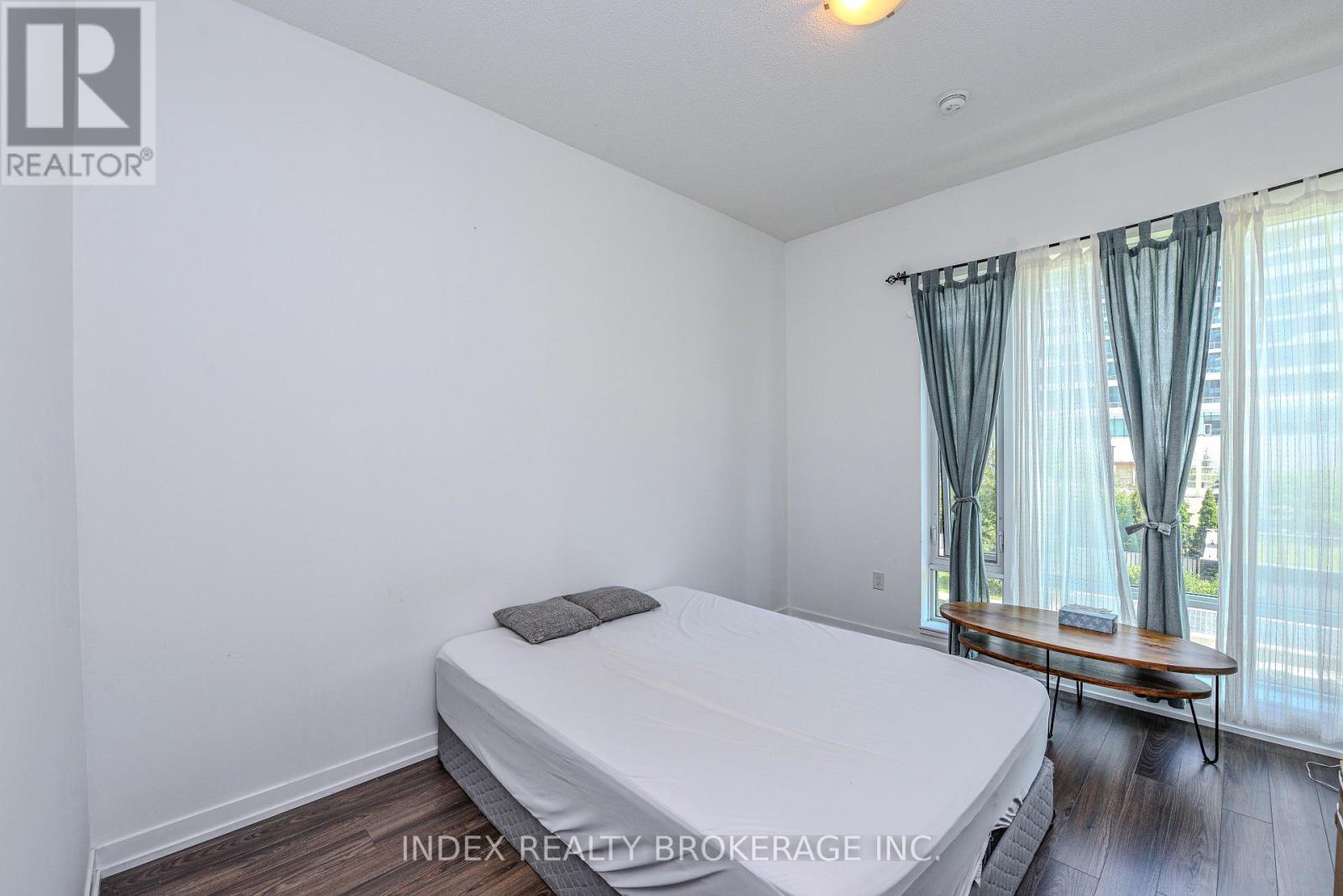 103 - 2560 Eglinton Avenue, Mississauga, ON - Indoor Photo Showing Bedroom