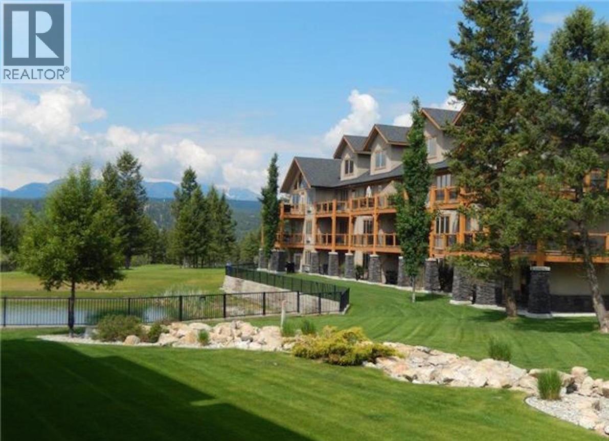 800 Bighorn Boulevard Unit# 825 E, Radium Hot Springs, BC - Outdoor