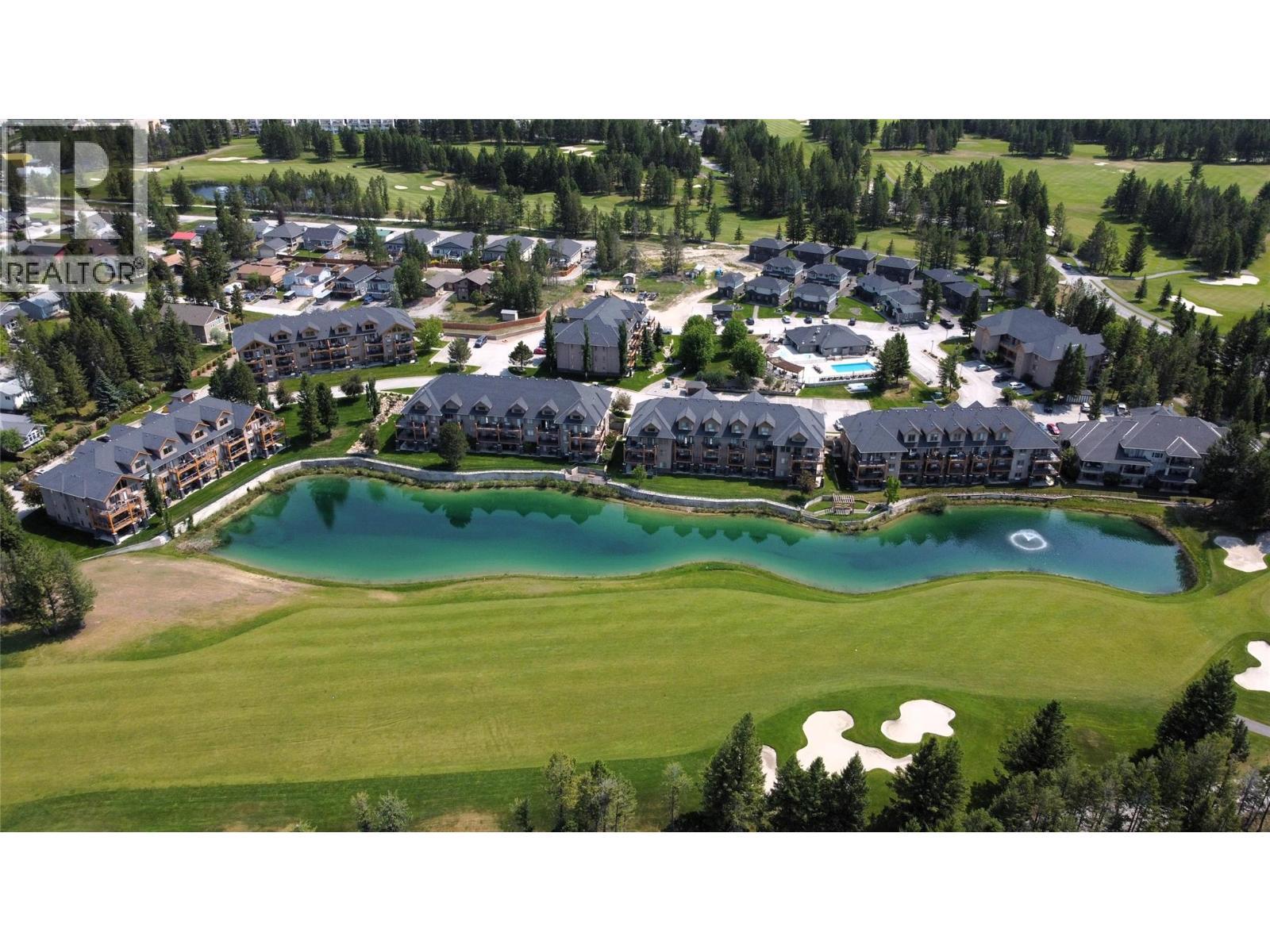 800 Bighorn Boulevard Unit# 825 E, Radium Hot Springs, BC - Outdoor With View