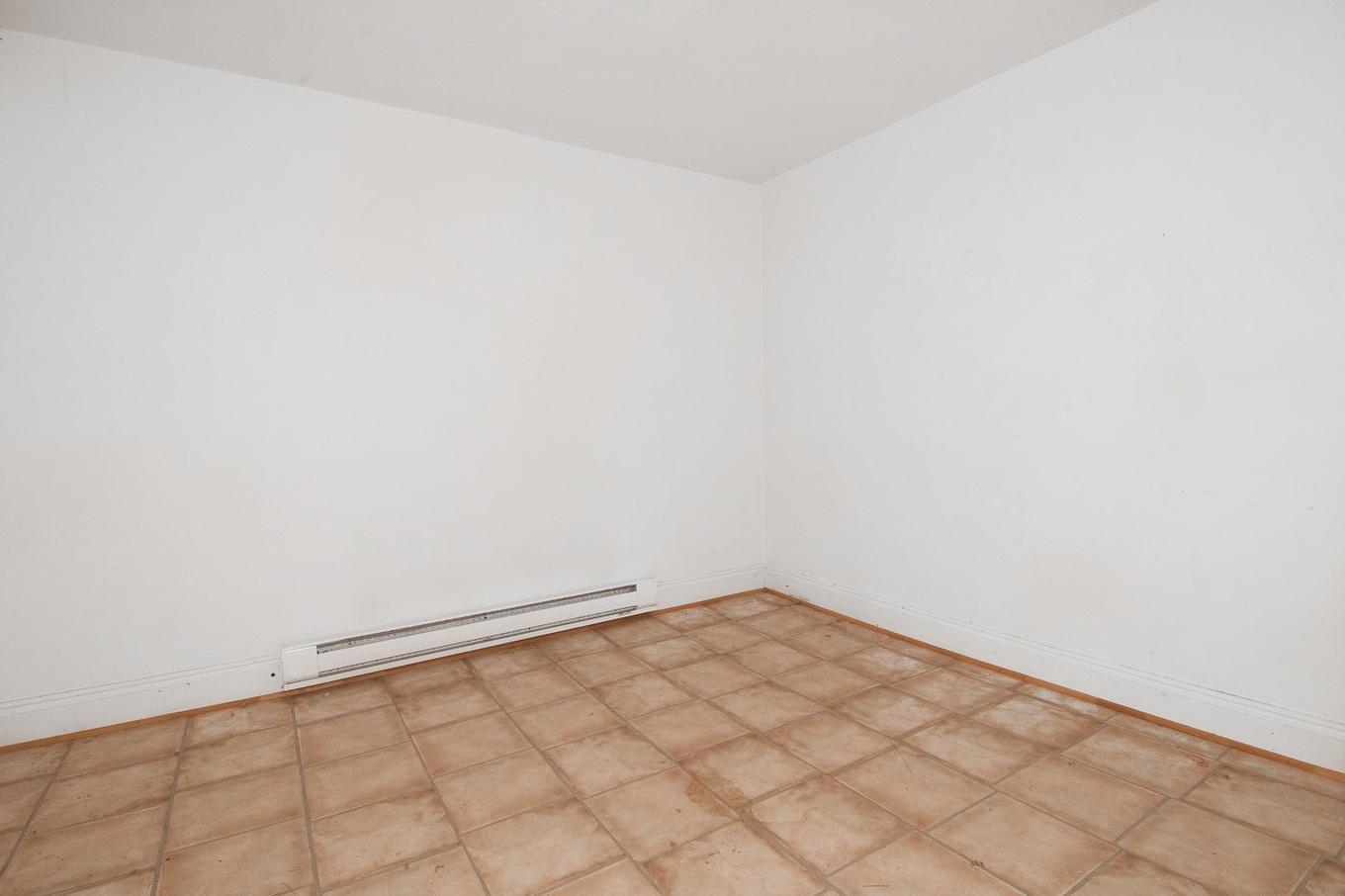 Bedroom - 243 Rue Bouthillier N., Saint-Jean-Sur-Richelieu, QC - Indoor Photo Showing Other Room