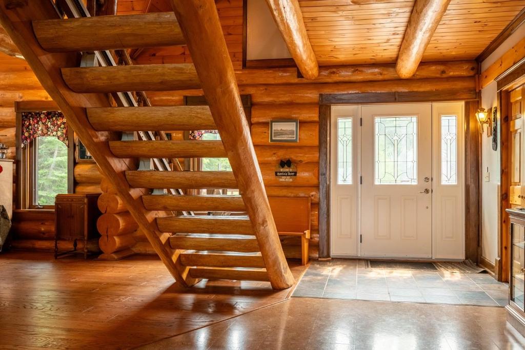 63 Lilypad Bay; I.R. 38A, Kenora, ON - Indoor Photo Showing Other Room