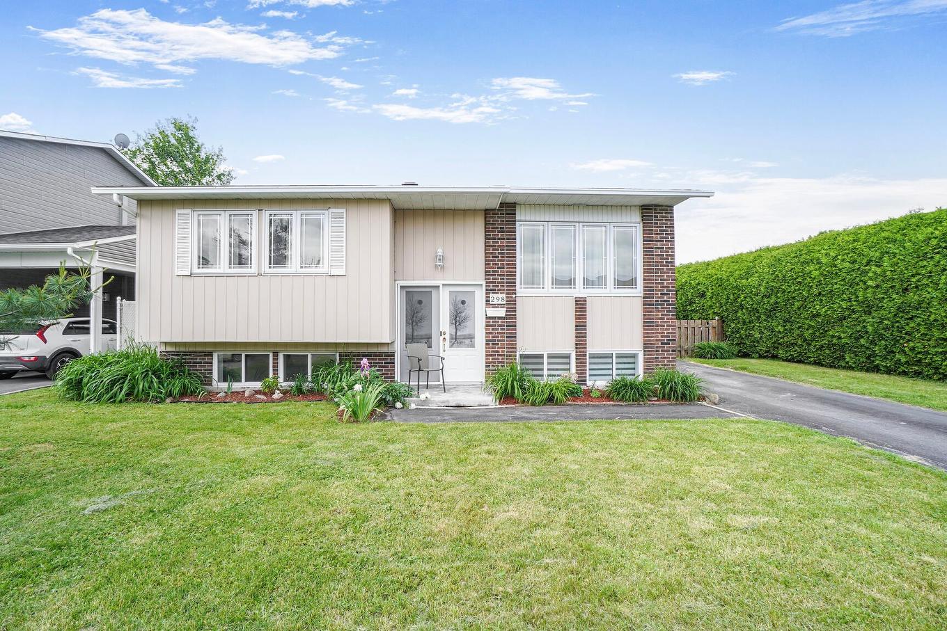 Façade - 298 Rue De Milan, Saint-Eustache, QC - Outdoor With Facade
