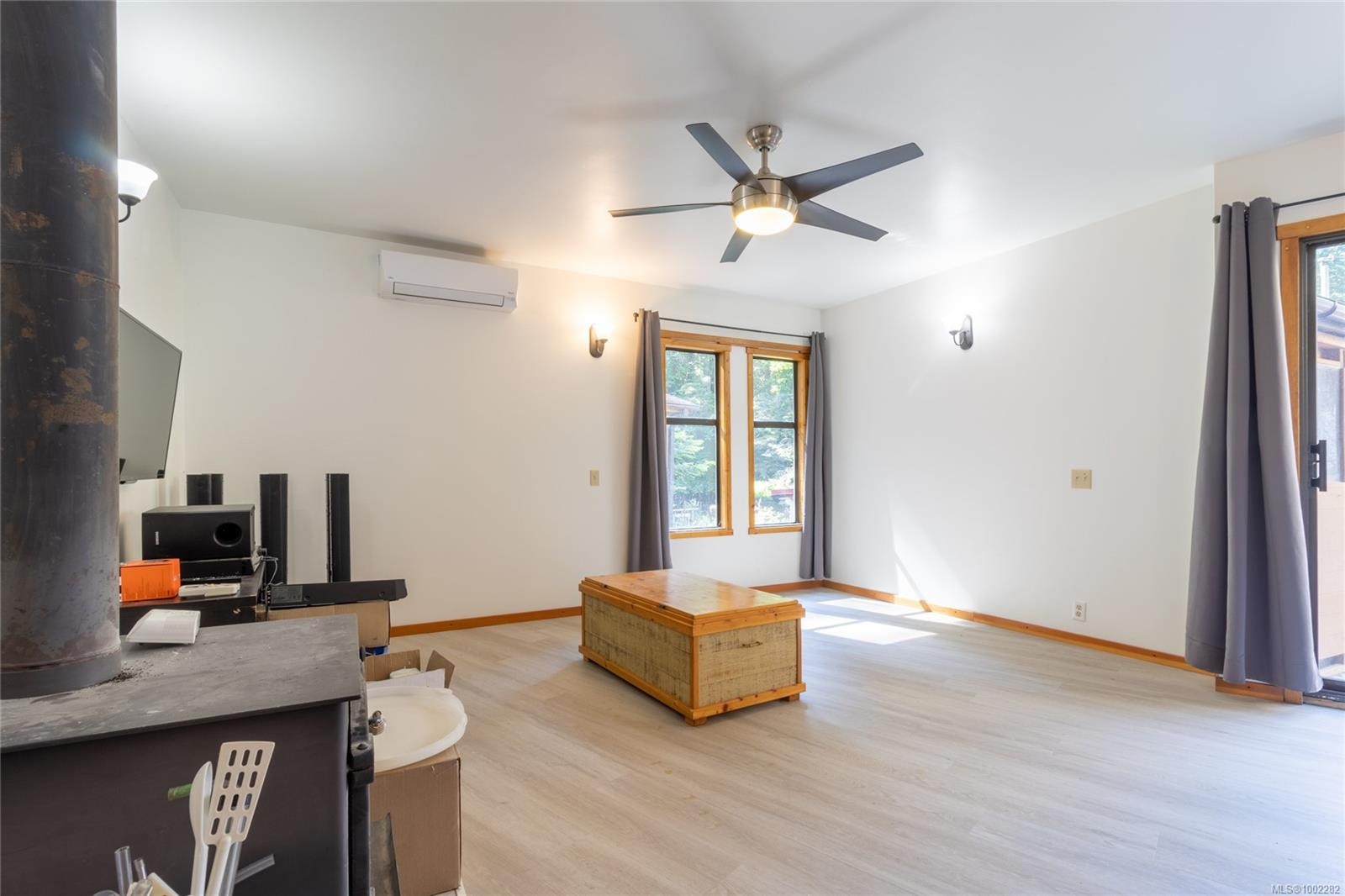 2610 Crowsnest Dr, Pender Island, BC