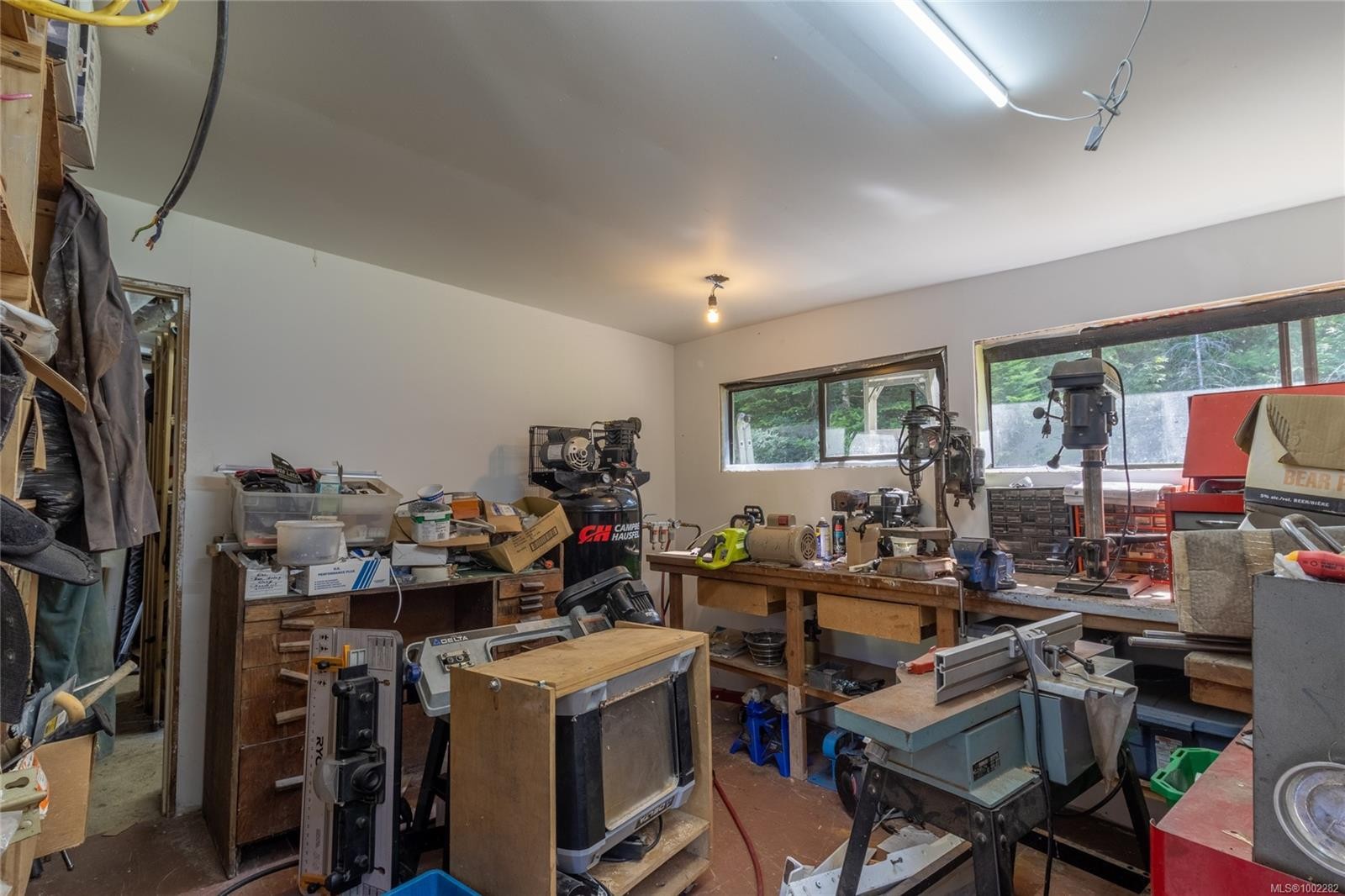 2610 Crowsnest Dr, Pender Island, BC