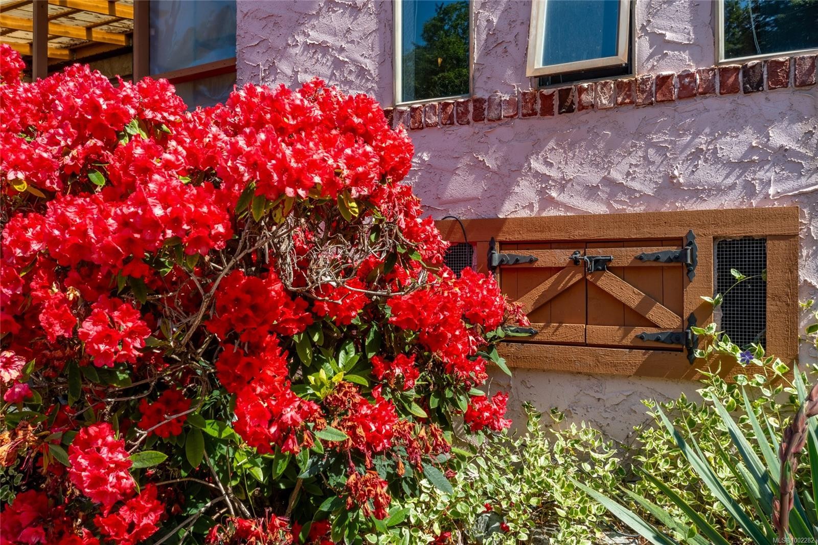 2610 Crowsnest Dr, Pender Island, BC