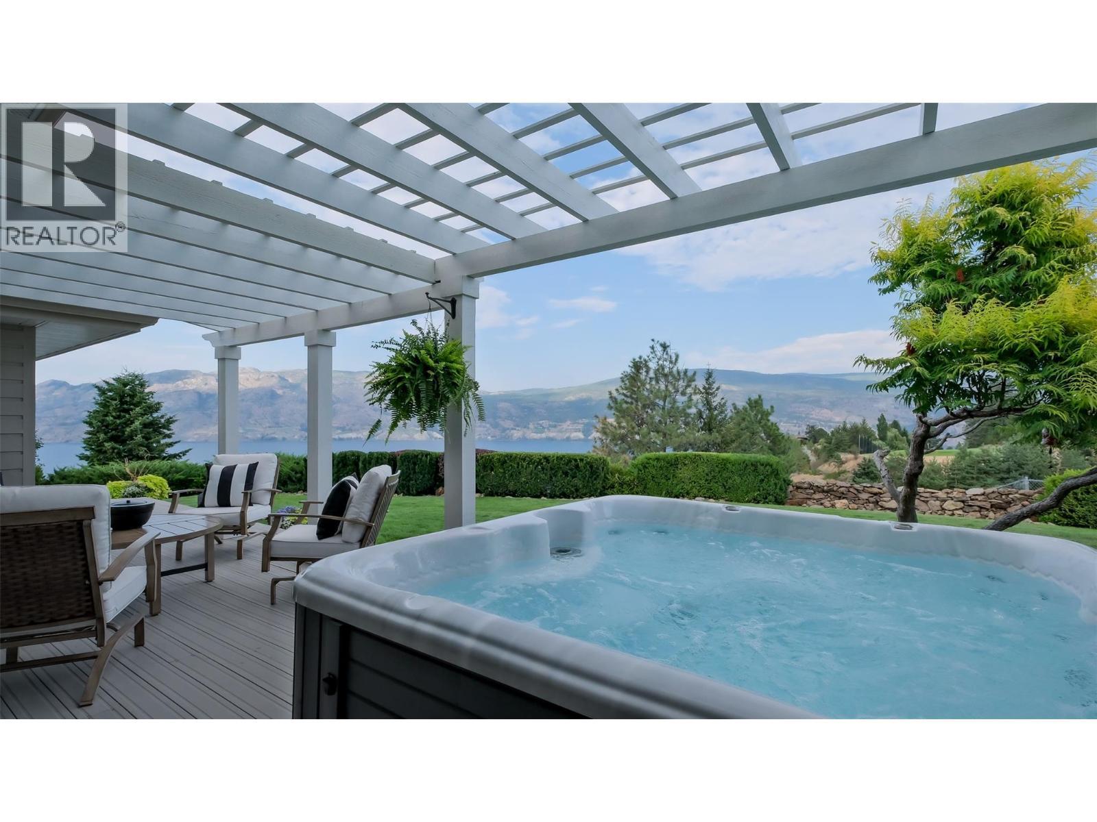 118 Sumac Ridge Drive, Summerland, BC - Outdoor