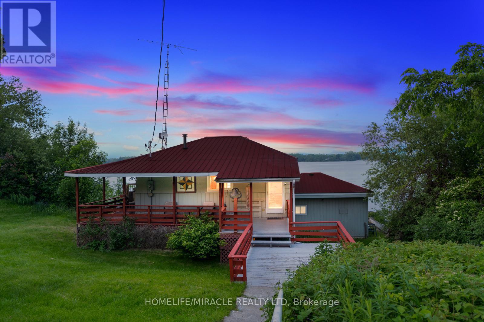 11278 Loyalist Parkway, Prince Edward County, ON - Outdoor With Deck Patio Veranda