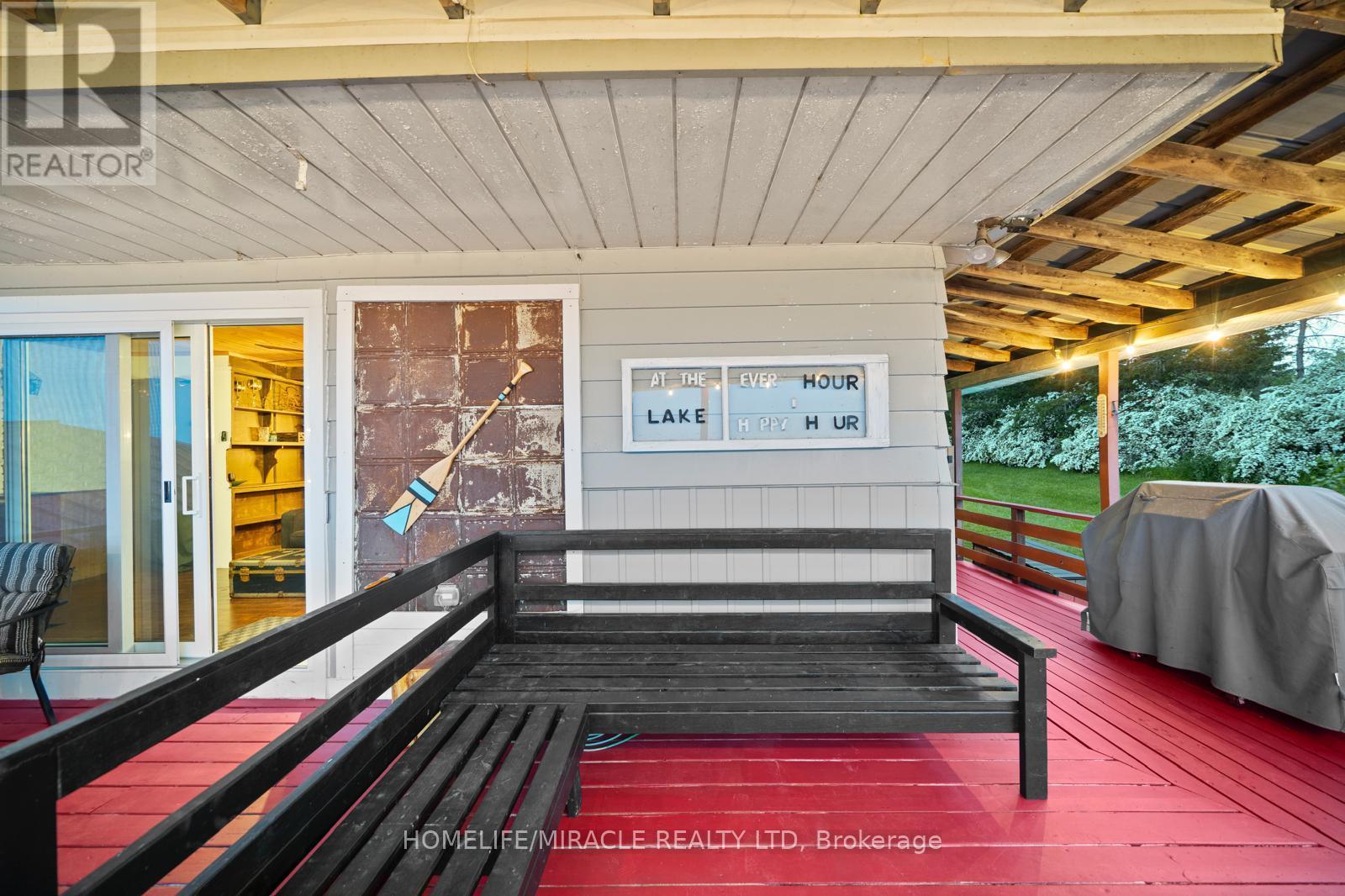 11278 Loyalist Parkway, Prince Edward County, ON - With Exterior