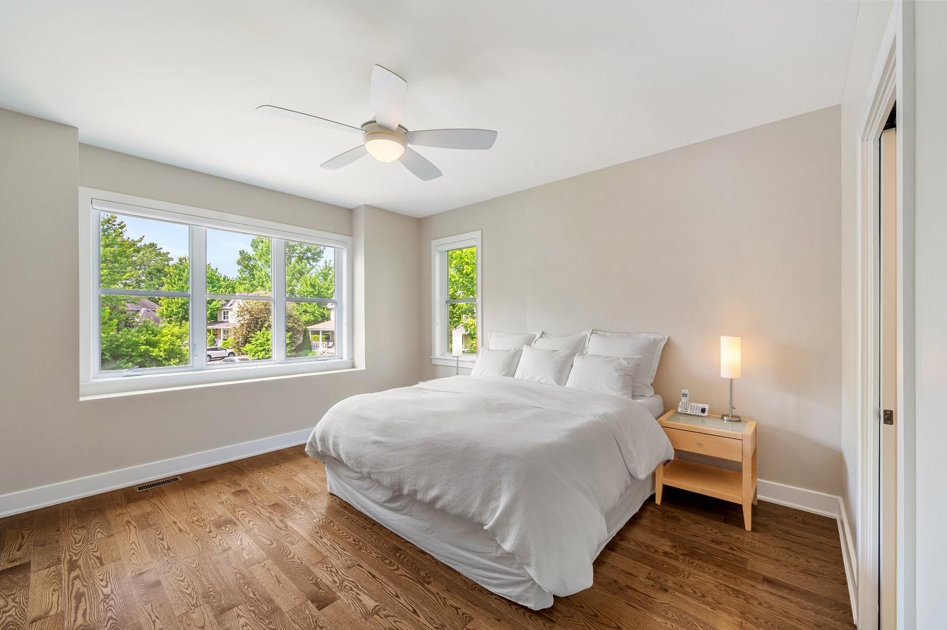Primary bedroom - 723 Rue Des Passerins, Mont-Saint-Hilaire, QC - Indoor Photo Showing Bedroom