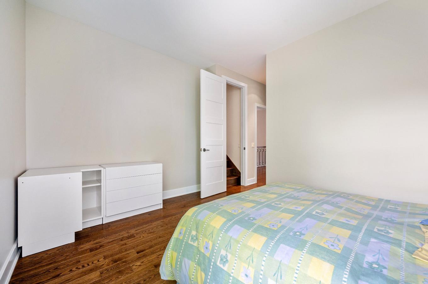 Bedroom - 723 Rue Des Passerins, Mont-Saint-Hilaire, QC - Indoor Photo Showing Bedroom