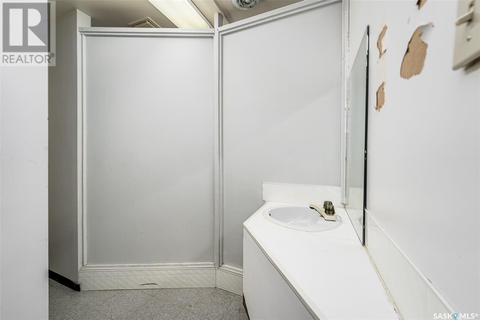 130 Main Street N, Moose Jaw, SK