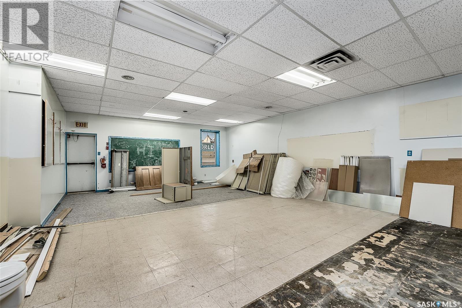 130 Main Street N, Moose Jaw, SK