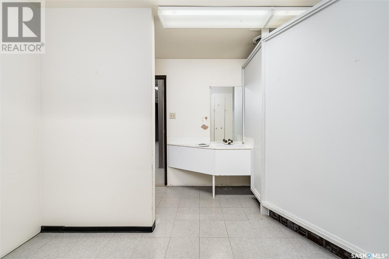 130 Main Street N, Moose Jaw, SK