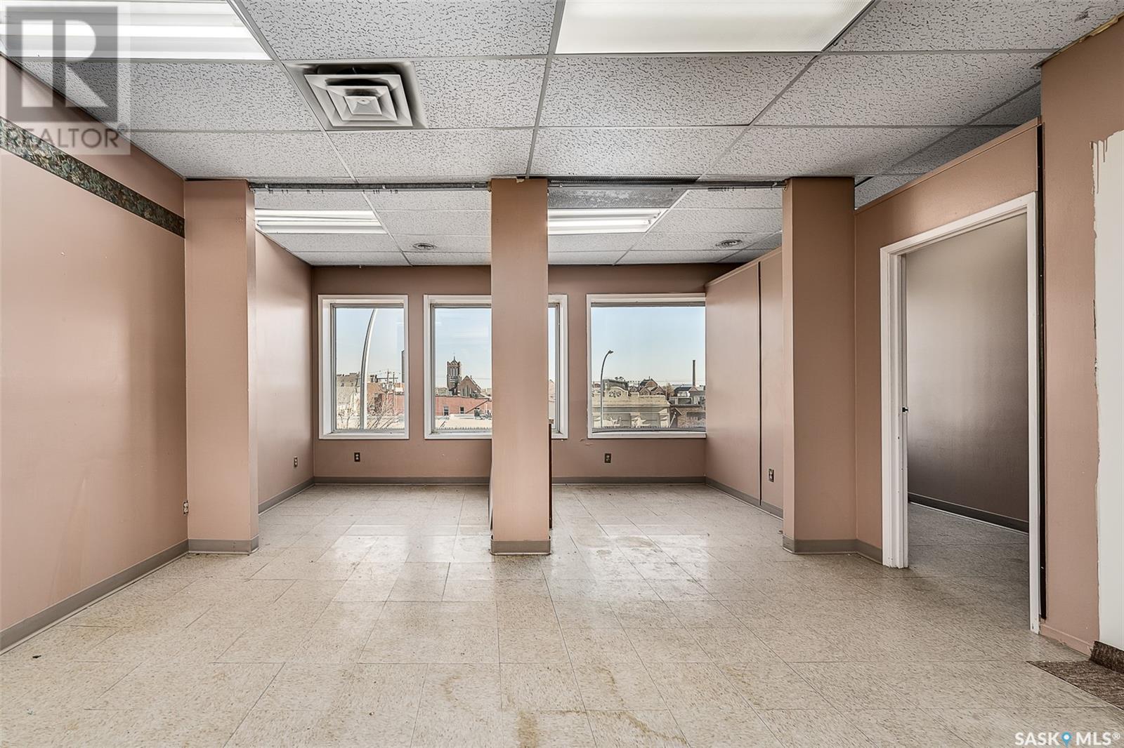 130 Main Street N, Moose Jaw, SK