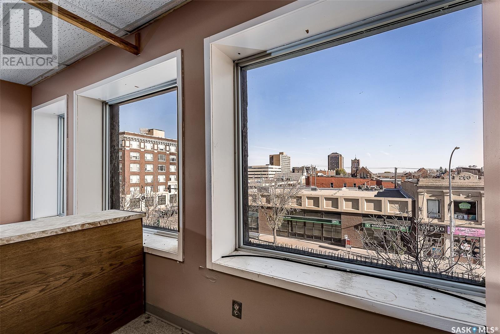 130 Main Street N, Moose Jaw, SK