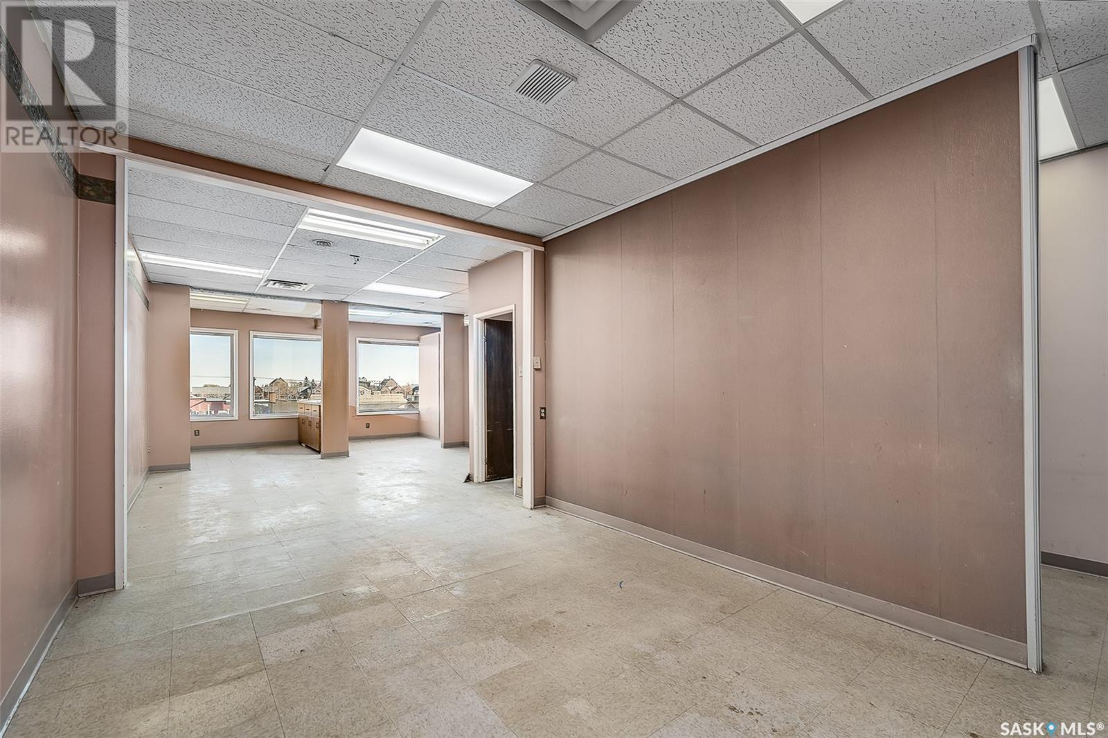 130 Main Street N, Moose Jaw, SK