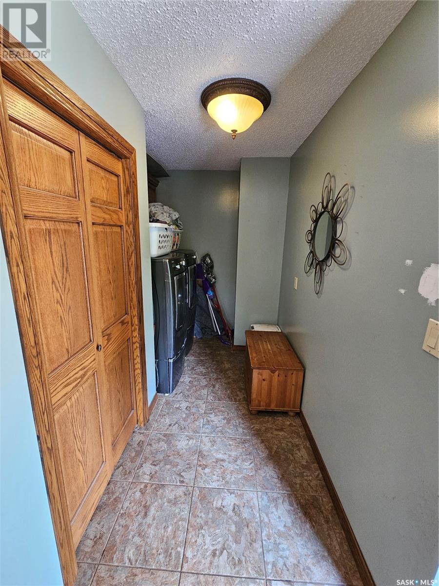 206 West 1St Street, Alida, SK - Indoor Photo Showing Other Room