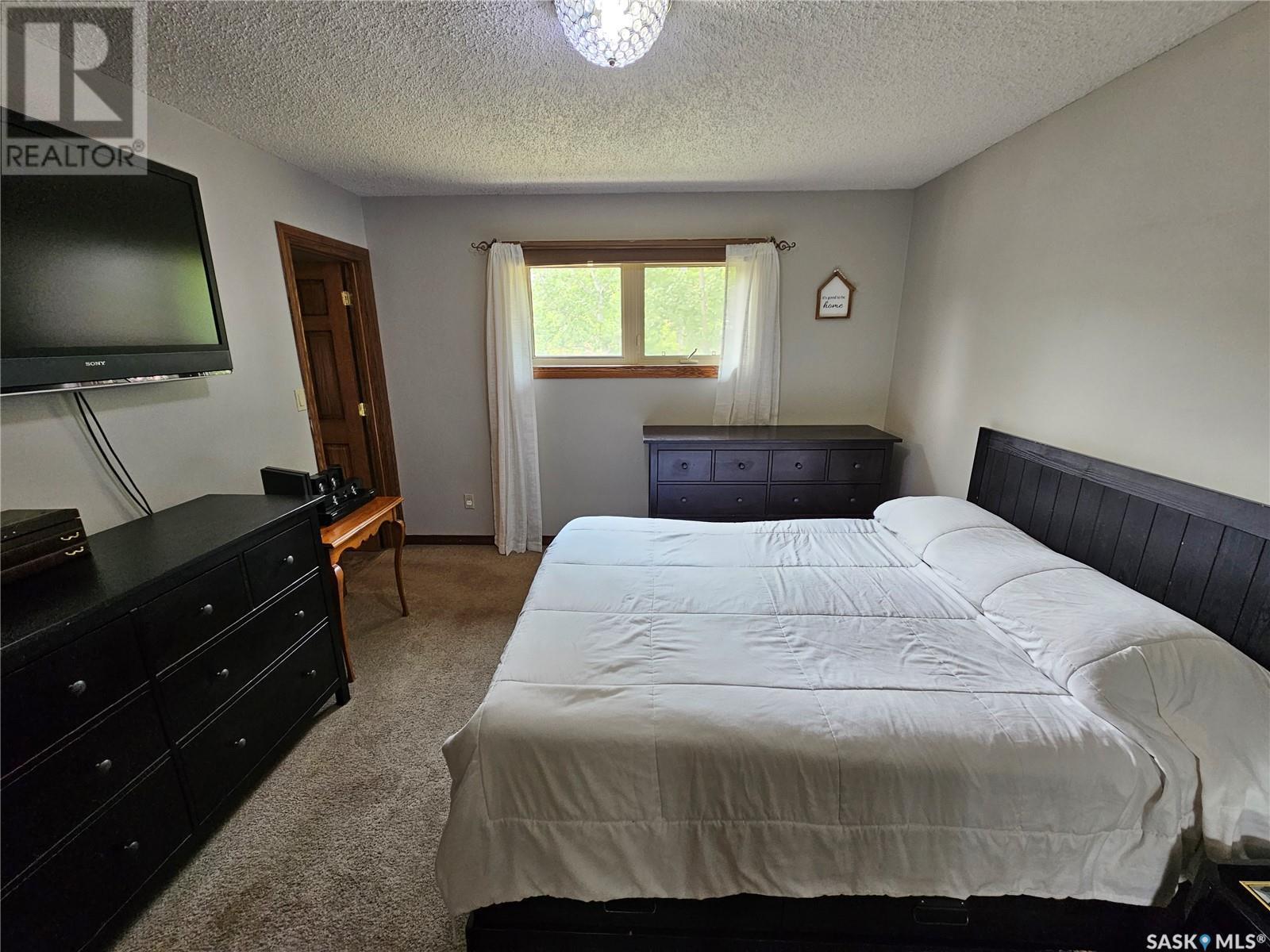 206 West 1St Street, Alida, SK - Indoor Photo Showing Bedroom