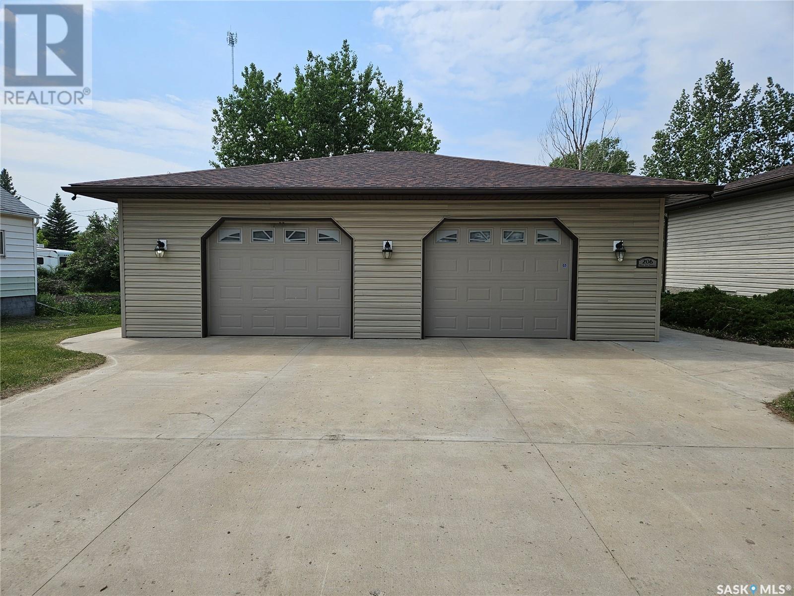 206 West 1St Street, Alida, SK - Outdoor With Exterior
