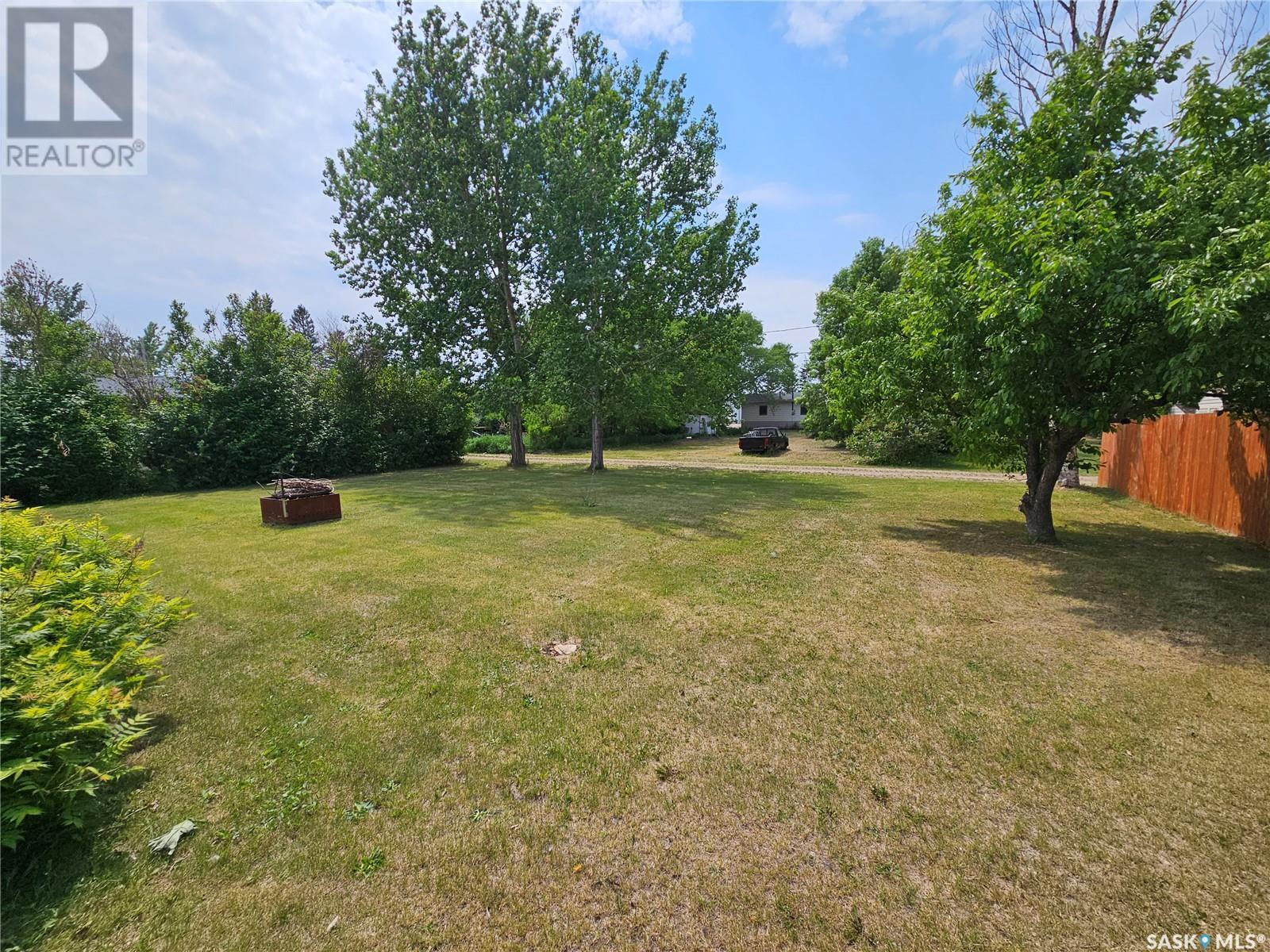 206 West 1St Street, Alida, SK - Outdoor