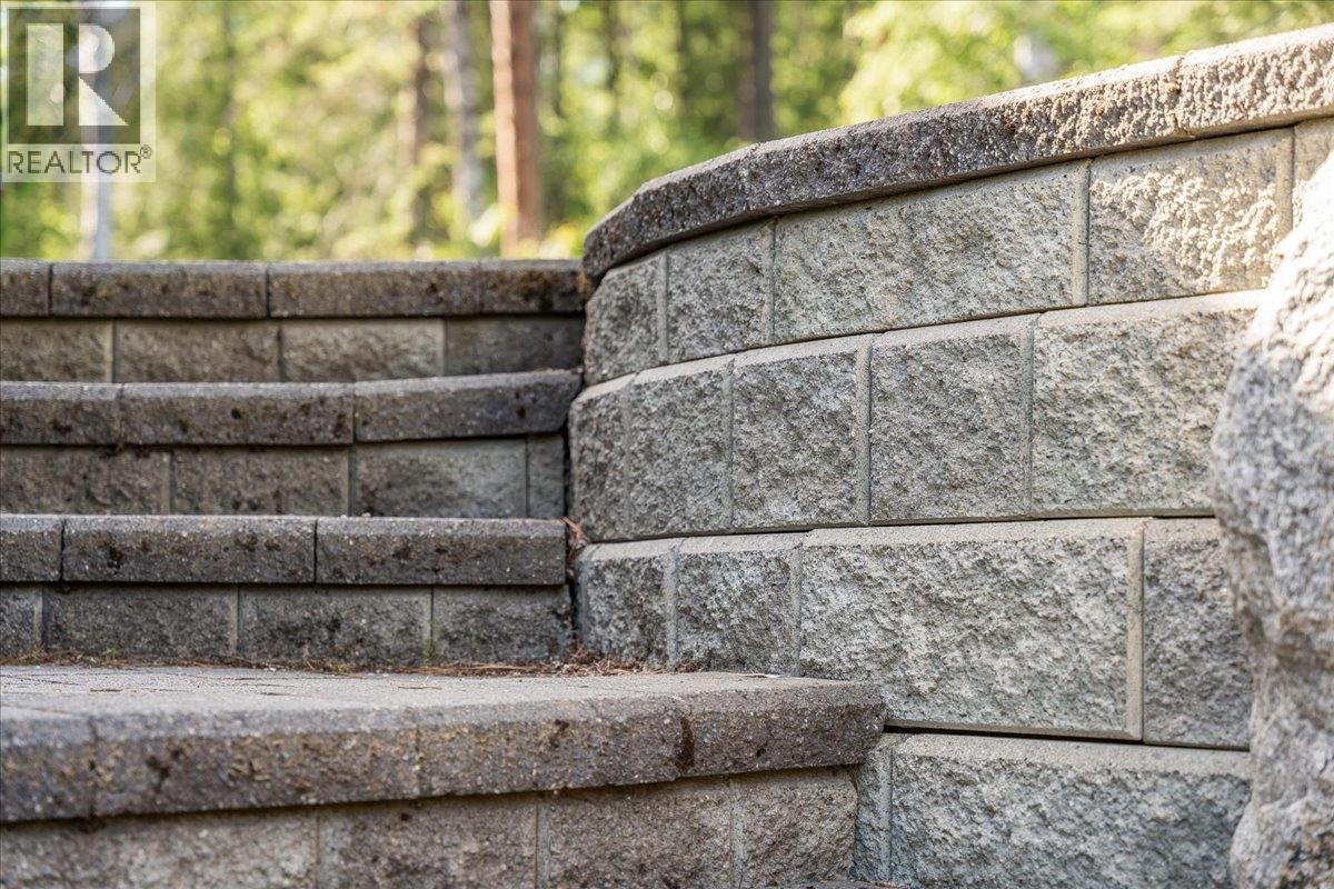 3802 Aaron Road, Nelson, BC -