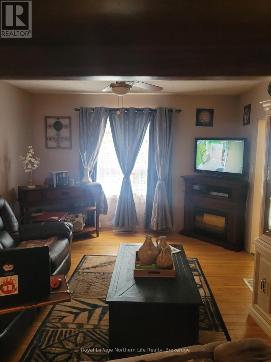 550 Division Street, Mattawa, ON - Indoor