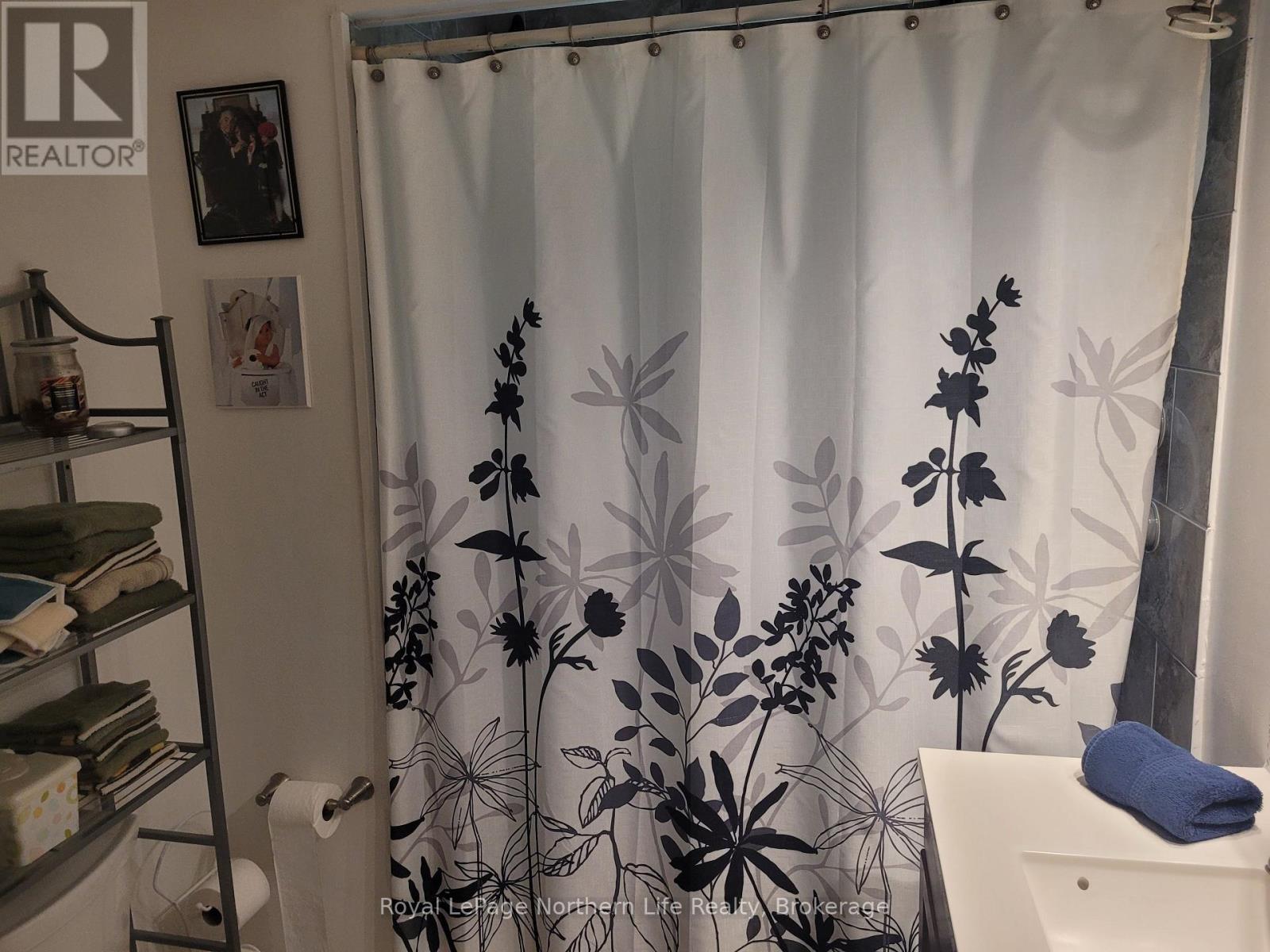 550 Division Street, Mattawa, ON - Indoor Photo Showing Bathroom