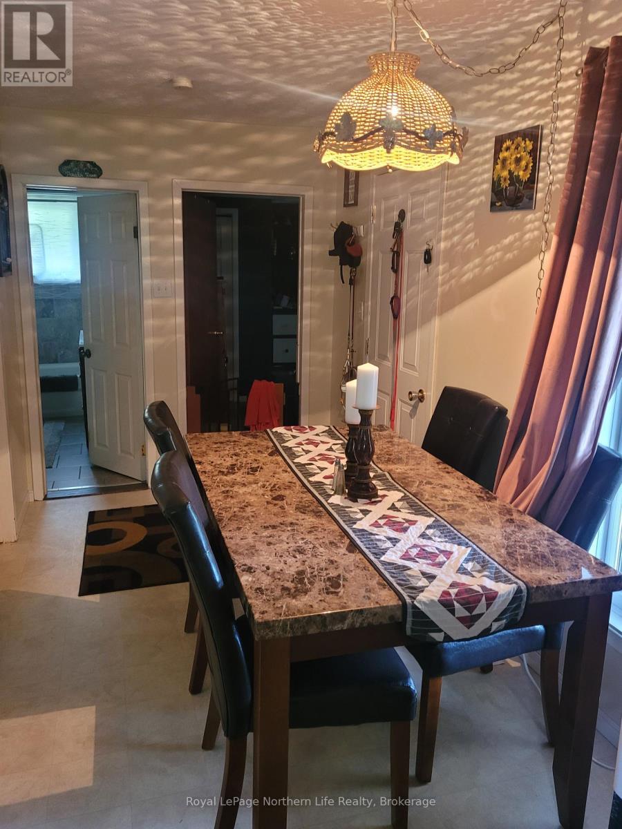 550 Division Street, Mattawa, ON - Indoor Photo Showing Dining Room