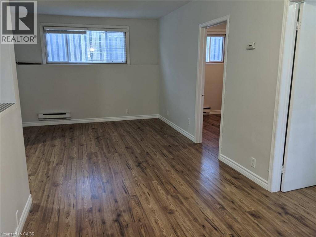 Unit 3 - 839 Stirling Avenue S, Kitchener, ON - Indoor Photo Showing Other Room
