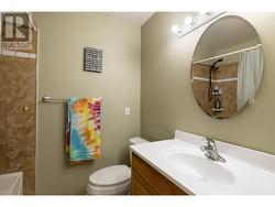 Main 4 piece bathroom -