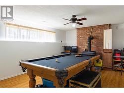 Family room (games room) with included pool table -