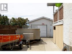 Lots of room in your driveway -