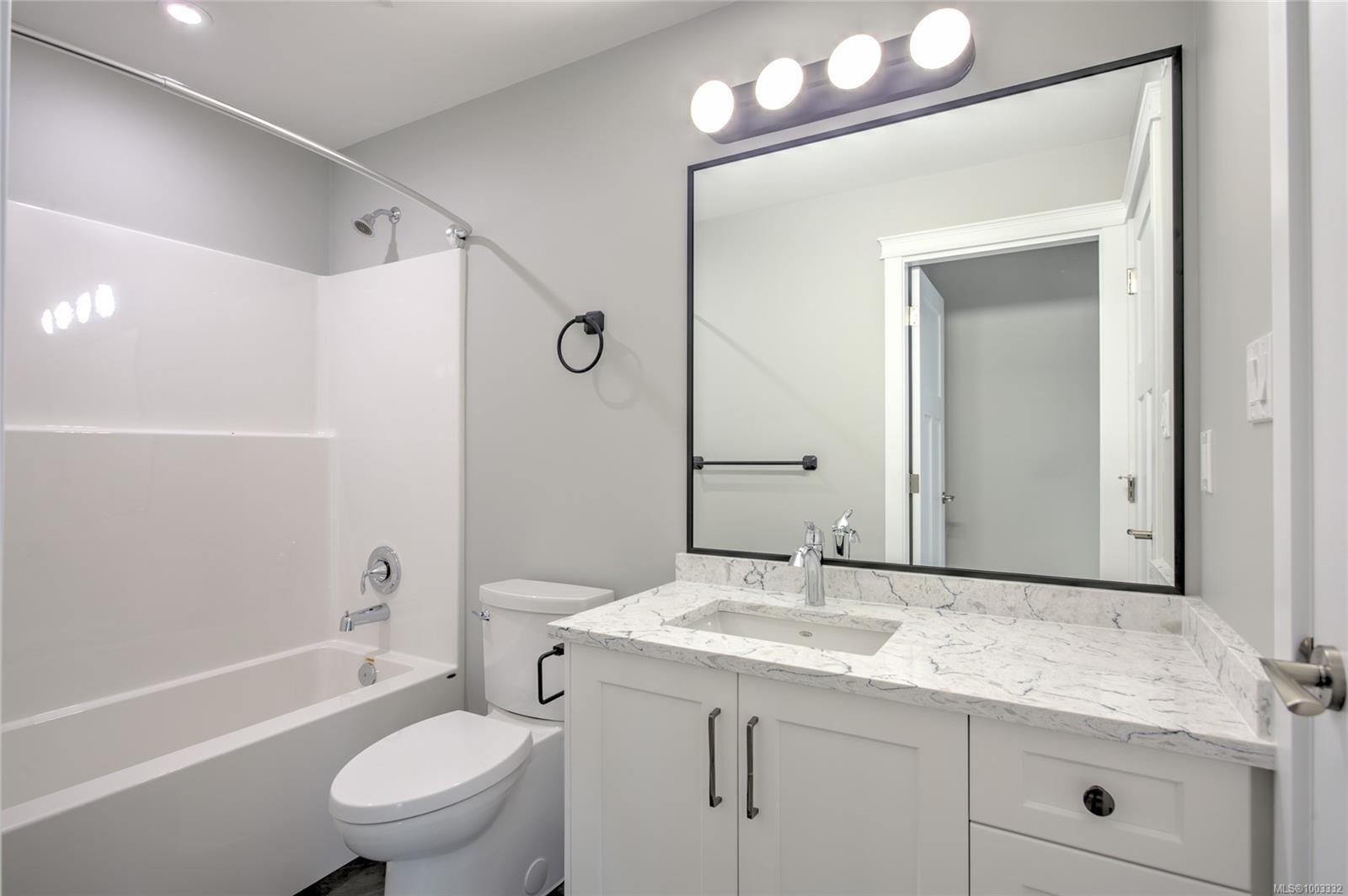 2036 Oakhill Pl, Duncan, BC