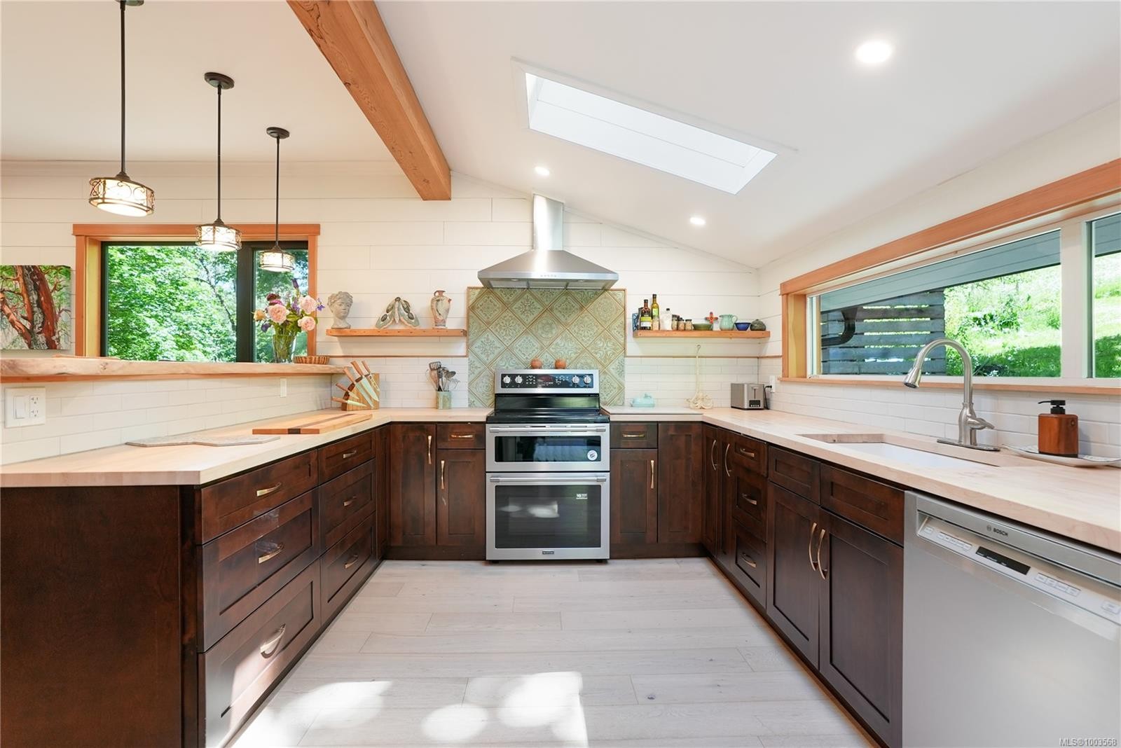 315 Booth Canal Rd, Salt Spring, BC