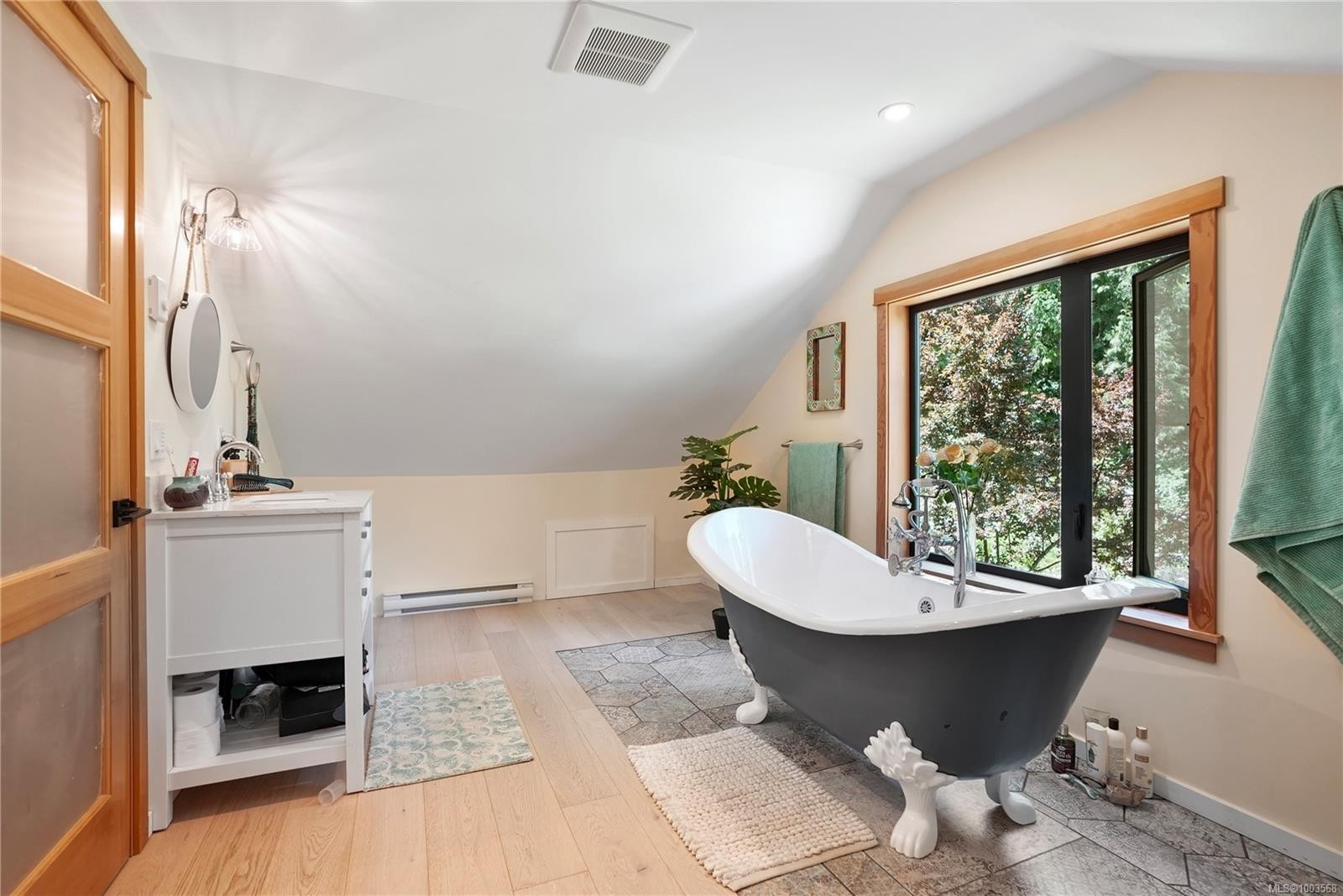 315 Booth Canal Rd, Salt Spring, BC