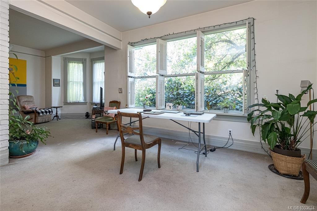 1794 Midgard Ave, Saanich, BC