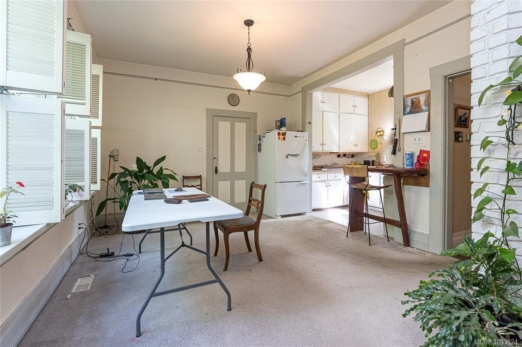 1794 Midgard Ave, Saanich, BC