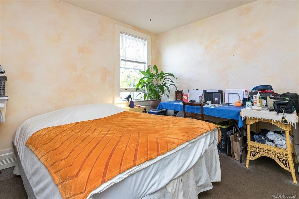 1794 Midgard Ave, Saanich, BC