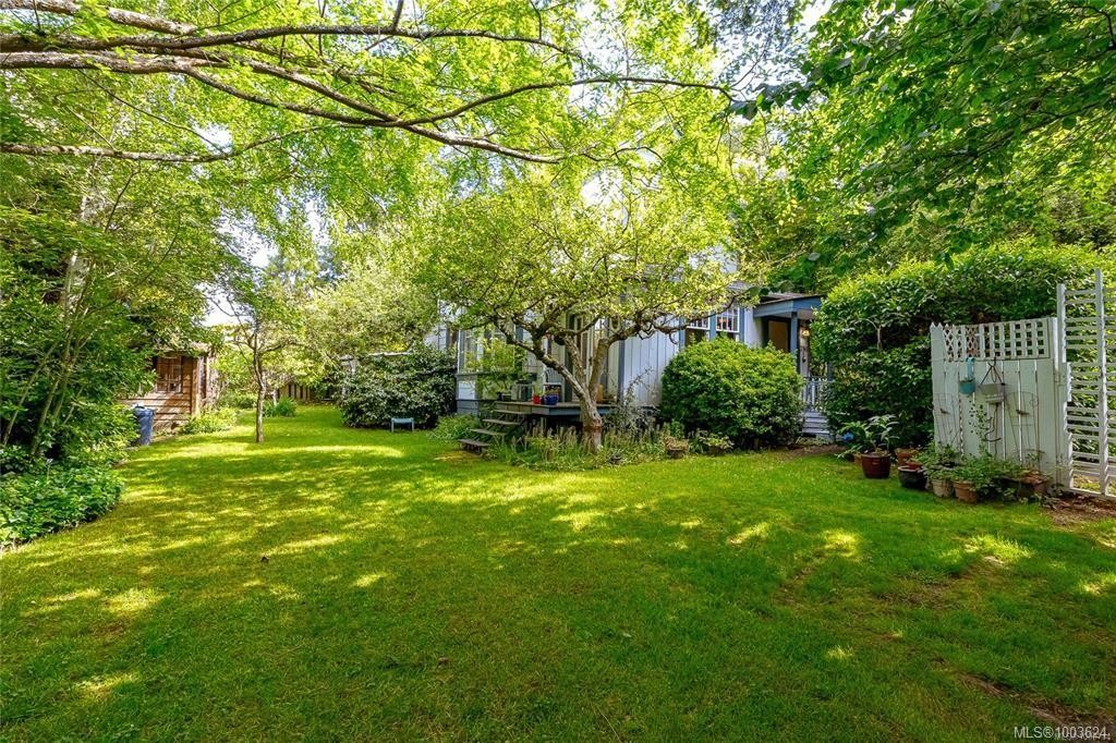 1794 Midgard Ave, Saanich, BC