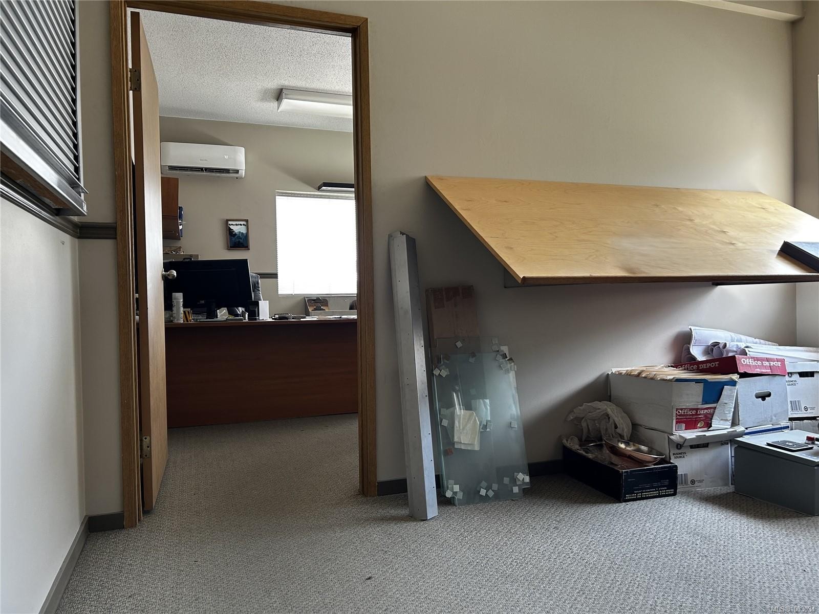 487 Burnside Rd East, Victoria, BC