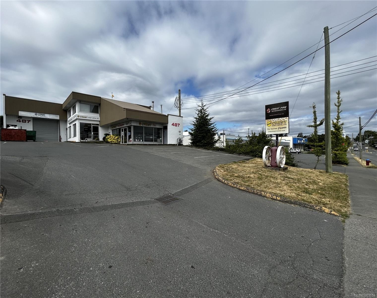 487 Burnside Rd East, Victoria, BC