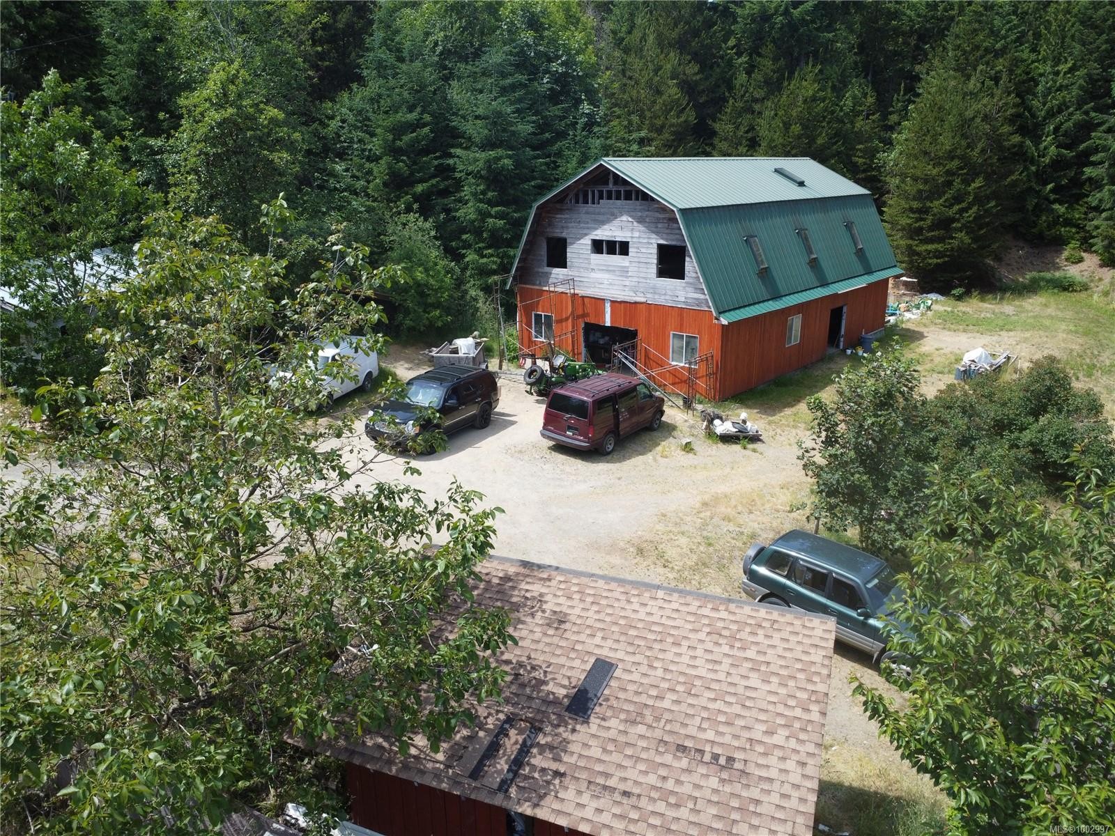 1075 Spider Lake Rd, Qualicum Beach, BC