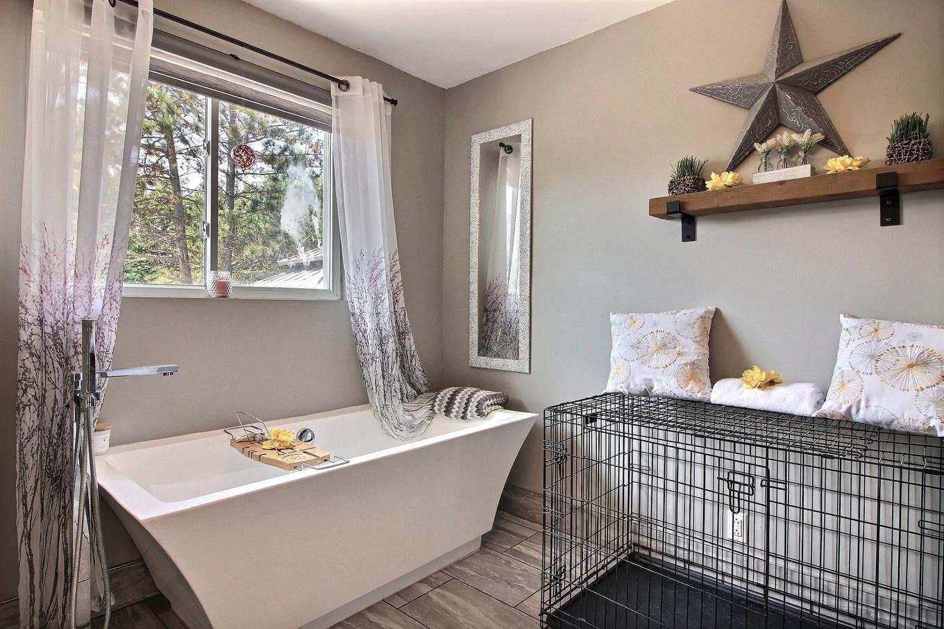 Salle de bains - 1725 Route Du Nord, Brownsburg-Chatham, QC - Indoor Photo Showing Bedroom