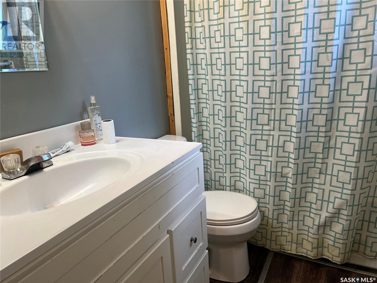 335 1St Avenue E, Porcupine Plain, SK - Indoor Photo Showing Bathroom