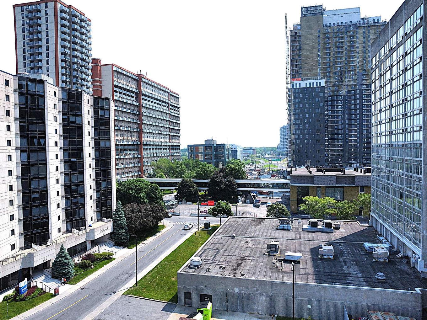 Overall view - 104-45 Place Charles-Le Moyne, Longueuil (Le Vieux-Longueuil), QC - Outdoor With Facade