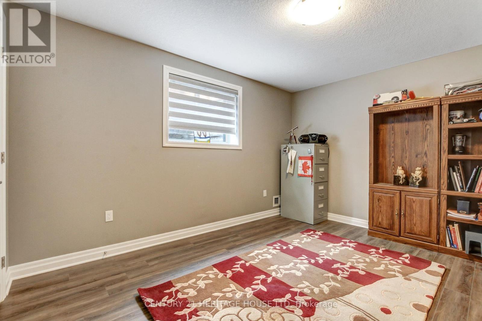 184 Kettle Creek Drive, Central Elgin (Belmont), ON - Indoor Photo Showing Other Room
