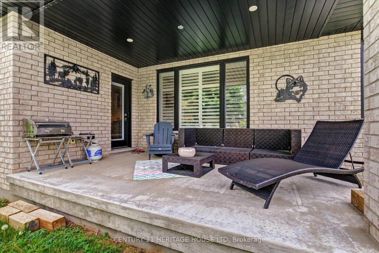 184 Kettle Creek Drive, Central Elgin (Belmont), ON - Outdoor With Deck Patio Veranda With Exterior