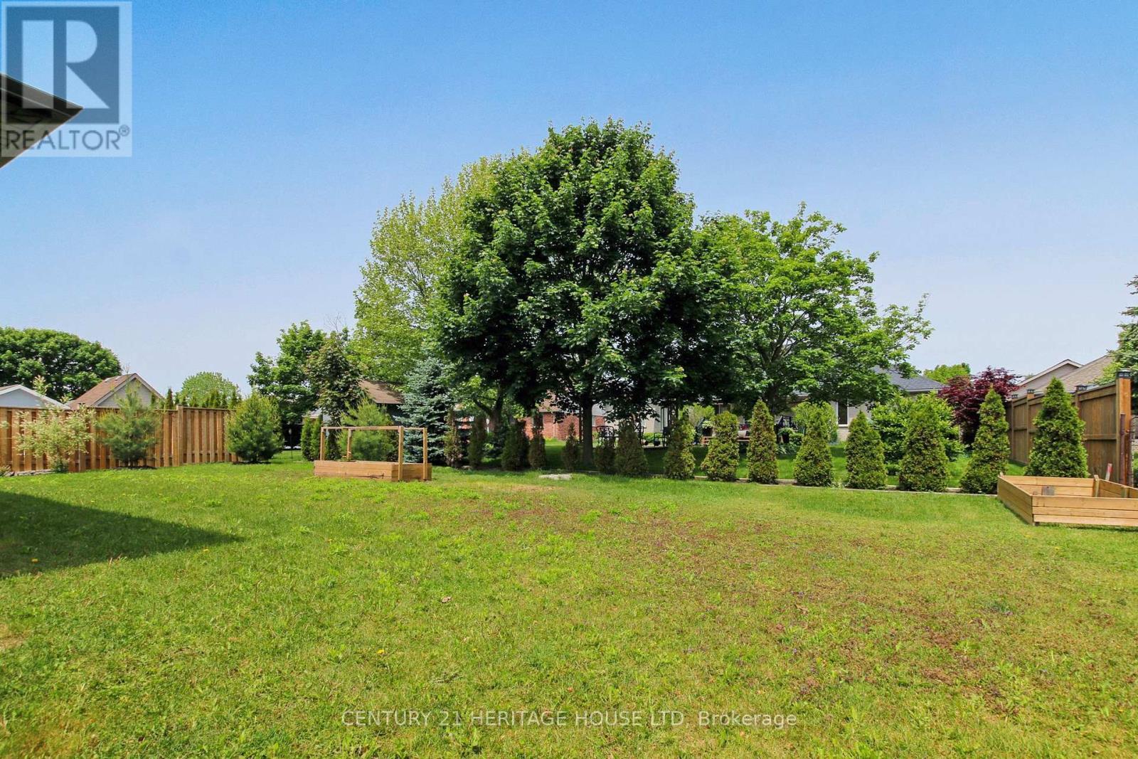 184 Kettle Creek Drive, Central Elgin (Belmont), ON - Outdoor