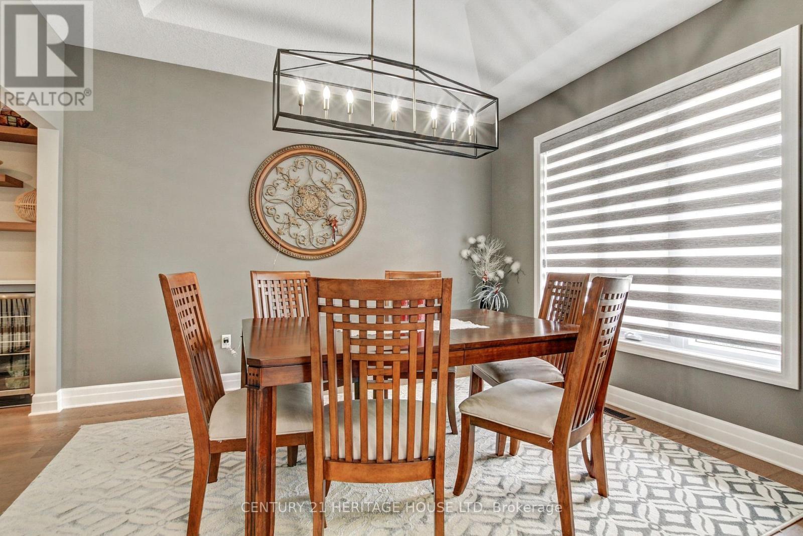 184 Kettle Creek Drive, Central Elgin (Belmont), ON - Indoor Photo Showing Dining Room