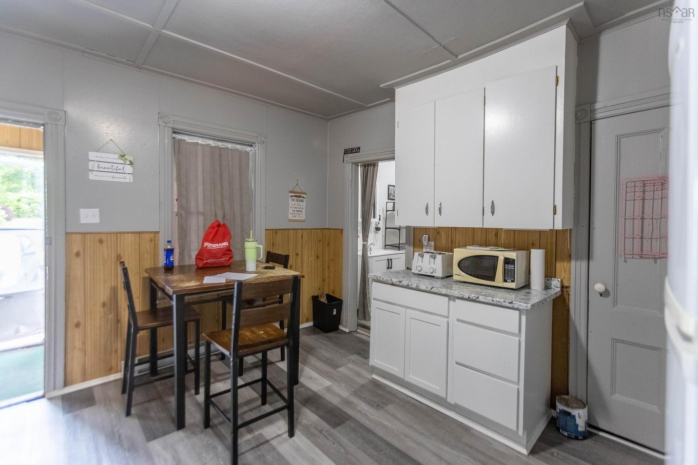 95 Church Street, Springhill, NS